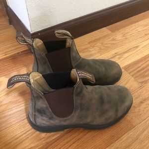 Blundstone Classic Chelsea 550 boots